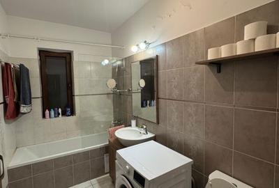 Apartament cu 2 camere în Între Lacuri