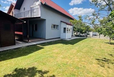 Casă cu 4 camere cu Teren 410 Mp în Central - 2