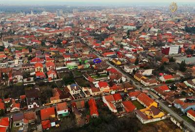 Teren de 806 mp, în Intim - 18