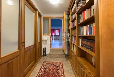 Casă individuală cu 11 camere cu Canalizare în Dacia - 12