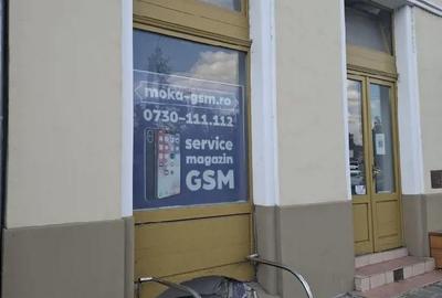 Spațiu comercial, de 48 mp, în Central - 3