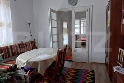 Casă cu 4 camere cu Teren 80 Mp în Central - 13
