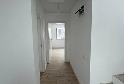 VILA  P+1 LA VANZARE - CARTIER REZIDENTIAL OVIDIU - VEDERE FRONTALA LAC - - 24