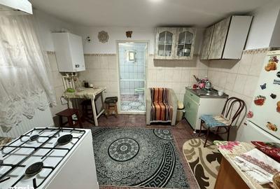 Casă cu 3 camere cu Garaj în Central - 15