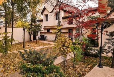 Casă individuală cu 7 camere cu Canalizare în Eroii Revoluției - 3