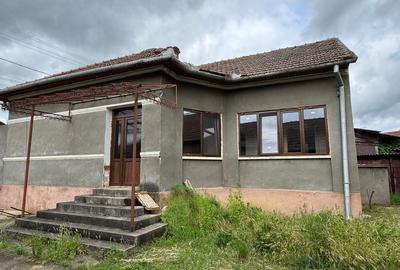 Casă cu 4 camere în Central - 3