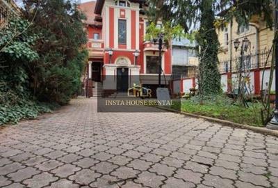 Casă individuală cu 10 camere cu Canalizare în Unirii - 1