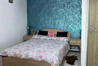 Inchiriez apartament doua camere decomandat - 2