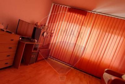 Garsoniera de vanzare ideala ca locuin?a sau spa?iu... - 13