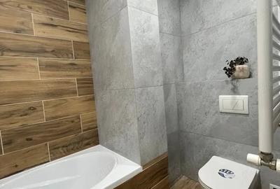 Apartament cu 2 camere decomandat în Torontalului