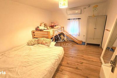 Casă cu 3 camere cu Teren 2814 Mp în Central - 1