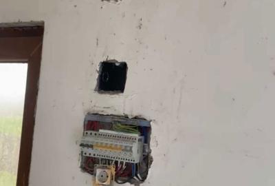 Casă cu 4 camere în Bălănești - 1