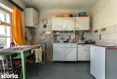 Casă cu 3 camere cu Teren 609 Mp în Părău - 17