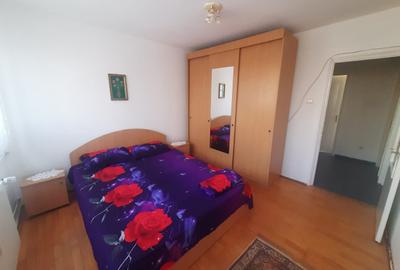Apartament decomandat în Drumul Taberei