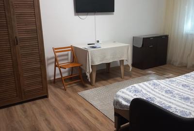 Garsoniera 40 mp - Tomis Nord - str Tulcei - 380 euro/luna (Cod E2) - 2