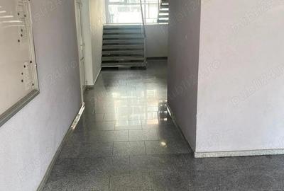 Apartament cu 3 camere semidecomandat în UTA - 13