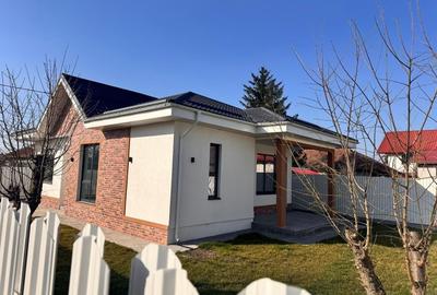 Casă individuală cu 4 camere cu Canalizare în Nord - 13