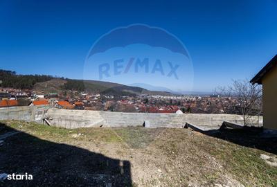Casă cu 2 camere cu Teren 567 Mp în Central - 17