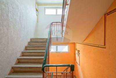 Apartament cu 3 camere decomandat, mobilat în Calea București - 16