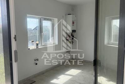 Casă cu 4 camere cu Teren 550 Mp în Giarmata - 2
