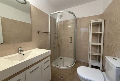 Vila semimobilata  cu 3 dormitoare, piscina exterioara, complex - 10