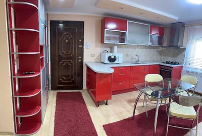 Apartament cu 3 camere de închiriat - 3
