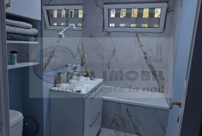 De vânzare - Apartament 4 camere) - 70 mp, Podu Roș, Aleea Rozelor - 5