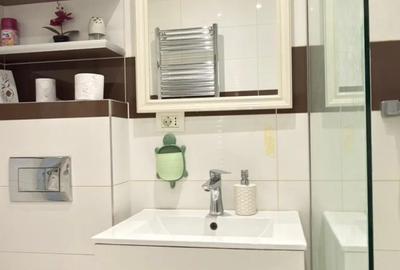 Apartament cu 2 camere semidecomandat în Intim - 2
