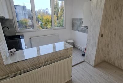 Garsoniera cu grup sanitar si balcon renovata GATA DE MUTAT/ INCHIRIAT - 2