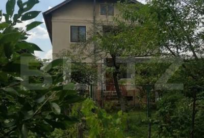 Casă cu 3 camere cu Teren 696 Mp în Central - 1