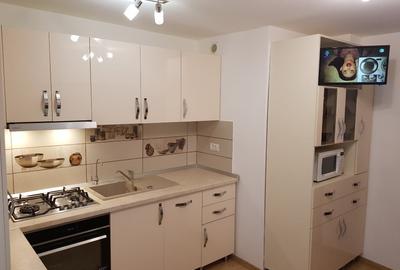Apartament cu 4 camere decomandat în 1 Mai - 6