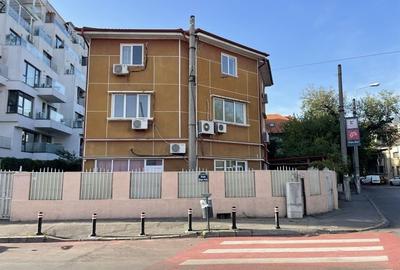 Casă individuală cu 12 camere în Calea Călărașilor