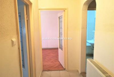 Apartament cu 3 camere decomandat în Hipodrom 4