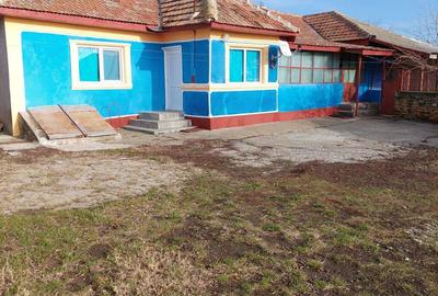 Casă cu 4 camere în Ceamurlia de Sus - 4