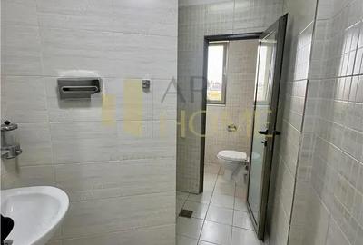 Spațiu comercial, de 100 mp, în Central - 6