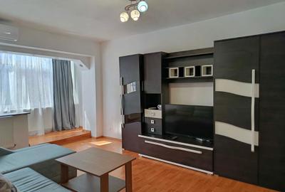Apartament cu 2 camere decomandat în Calea București - 3