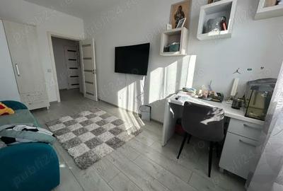 Apartament cu 3 camere decomandat în Tudor - 2