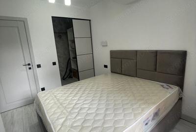 Apartament cu 3 camere semidecomandat în Take Ionescu