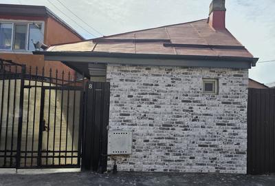 Casă cu 3 camere cu Teren 180 Mp în Ferentari