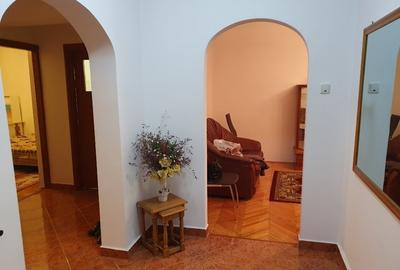 Proprietar închiriez apartament ultracentral-Universitate 350euro - 7