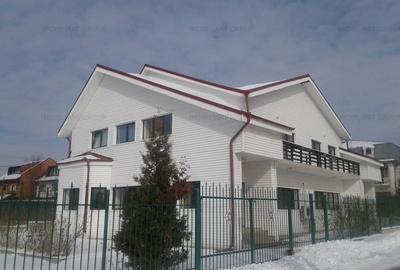 Snagov Astoria aproape padure Vila tip duplex Mobilata Utilata Curte amenajata
