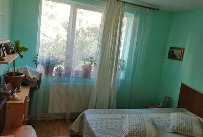 Apartament cu 3 camere decomandat în Far - 7