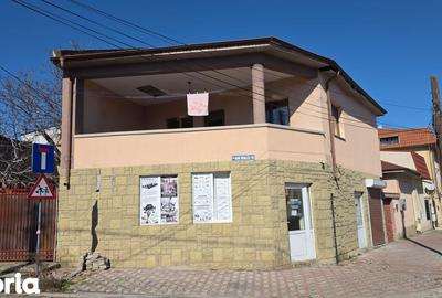 Casă cu 5 camere cu Teren 176 Mp în Stadion - 2