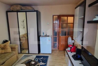 Garsoniera de vanzare 23 mp utili, mobilata ?i utila