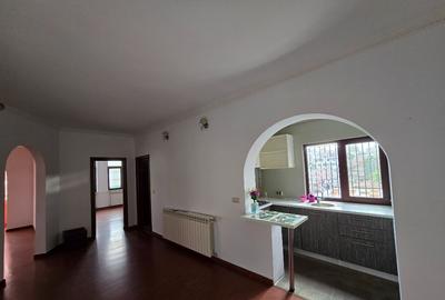 Apartament 2 camere ultracentral + mansarda Apartament 2 camere ultracentral + mansarda - 4