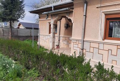 Casă cu 4 camere în Fundeni - 4