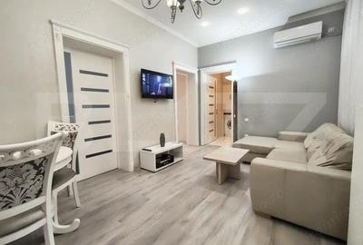 Apartament cu 3 camere decomandat în Central