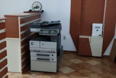 Inchiriem spatiu-birou- salon - 3
