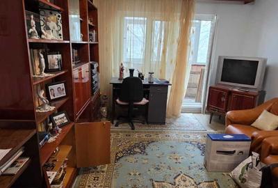 Apartament cu 3 camere decomandat, mobilat în Central - 4