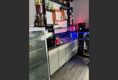 De închiriat - Spațiu comercial complet mobilat, 65 mp - 9